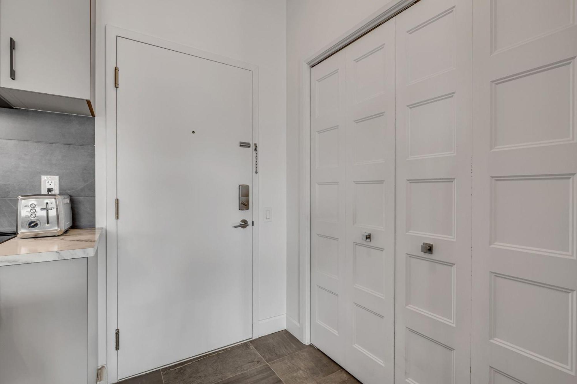 Initial / Spritz / Downtown Qc +Stat Apartment Quebec City Exterior photo
